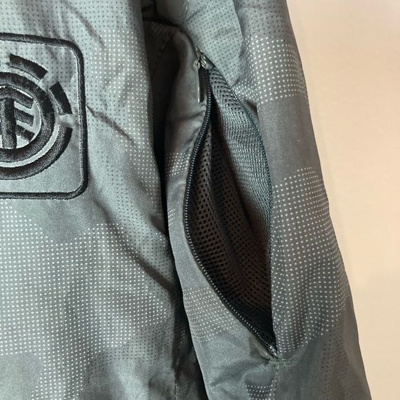 Element Jacket - Picture 3 of 6